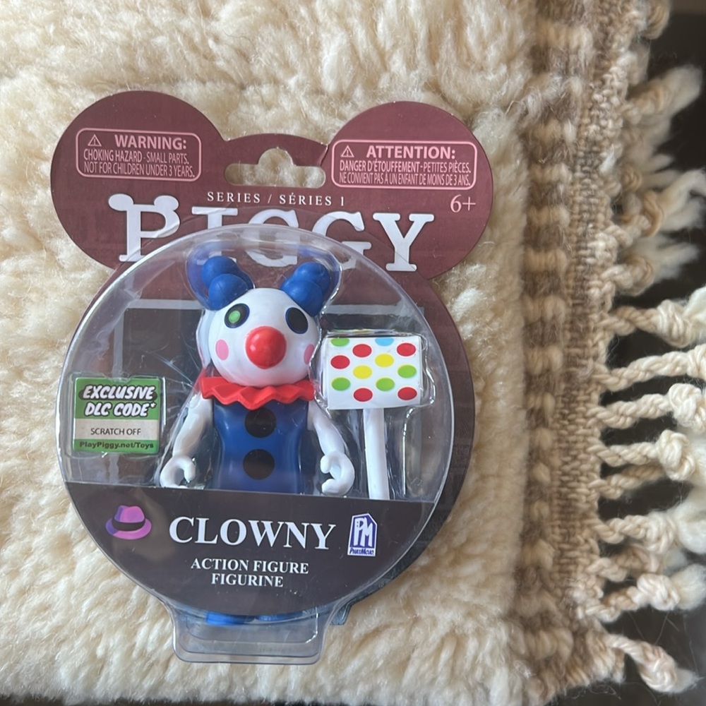 ROBLOX PIGGY ~ Clowny Action Figure - Blue and Red - 3 available for purchase